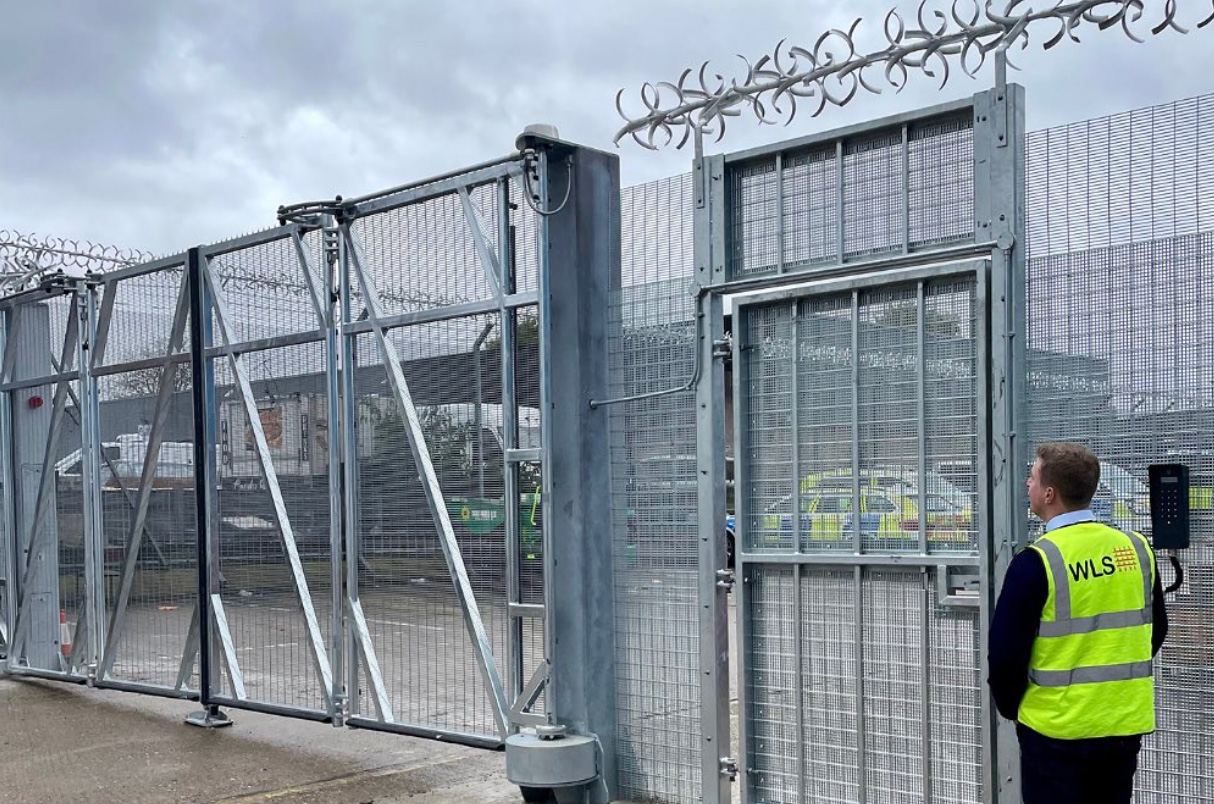 Commercial-Gates-Installers Commercial Gates Installers London
