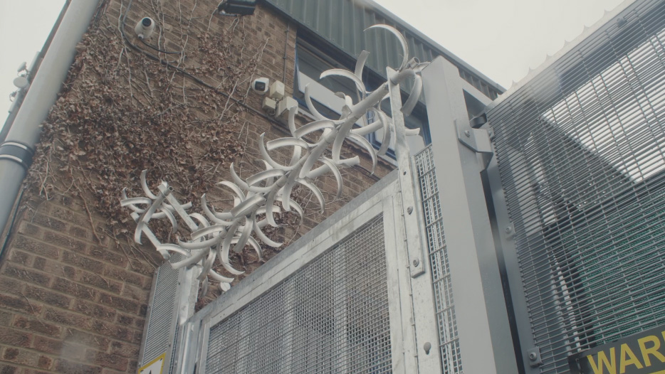 SR2-Rated-Commercial-Security-Fencing