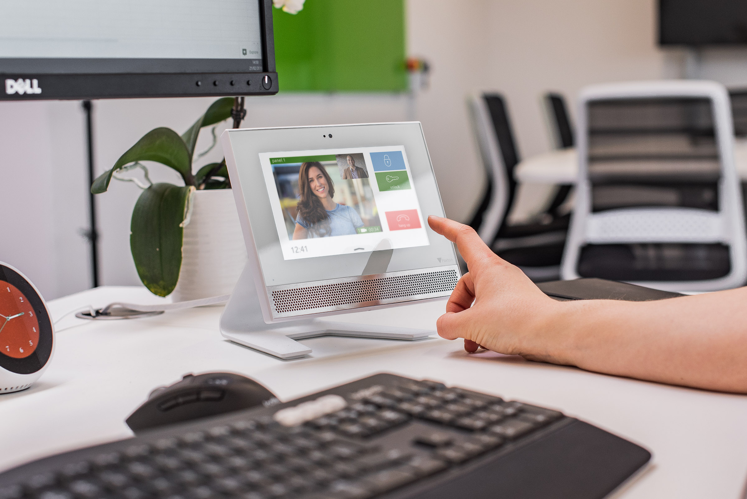 Net2 Entry Premium Monitor